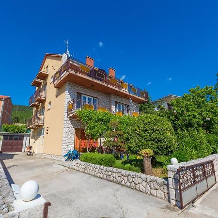 Apartments Davorka Crikvenica Ngoại thất bức ảnh
