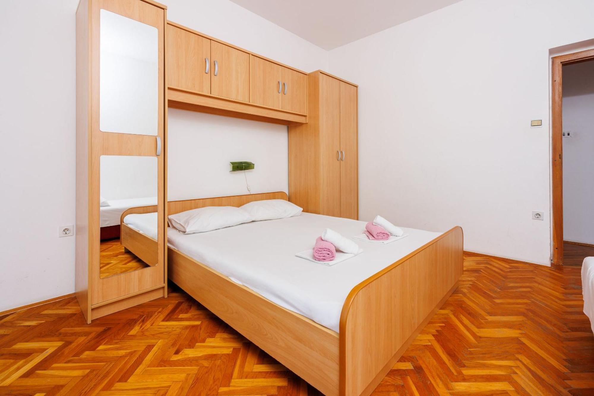 Apartments Davorka Crikvenica Ngoại thất bức ảnh