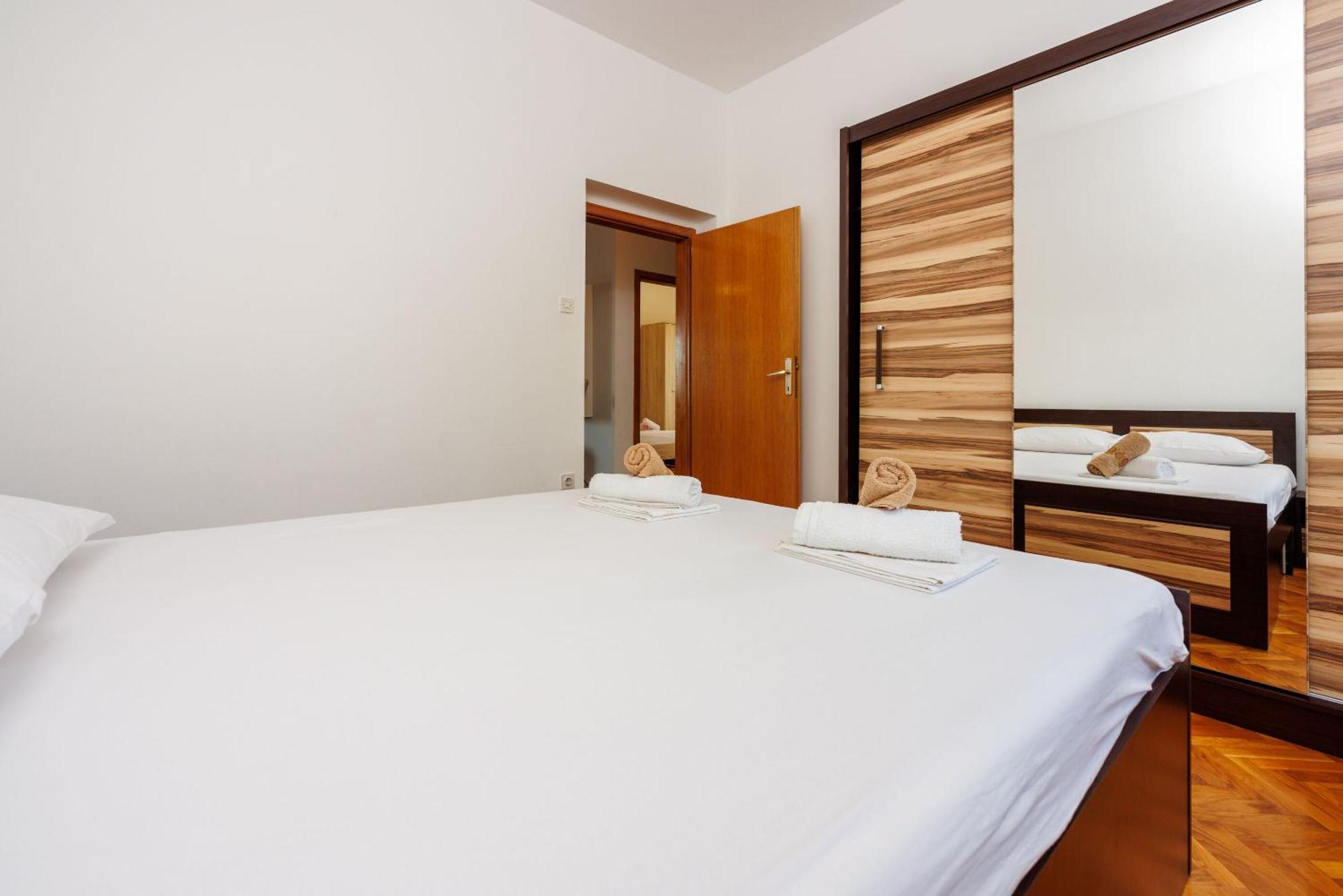 Apartments Davorka Crikvenica Ngoại thất bức ảnh